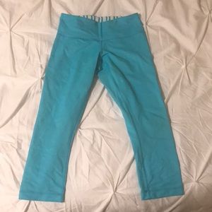 Lululemon cropped pants